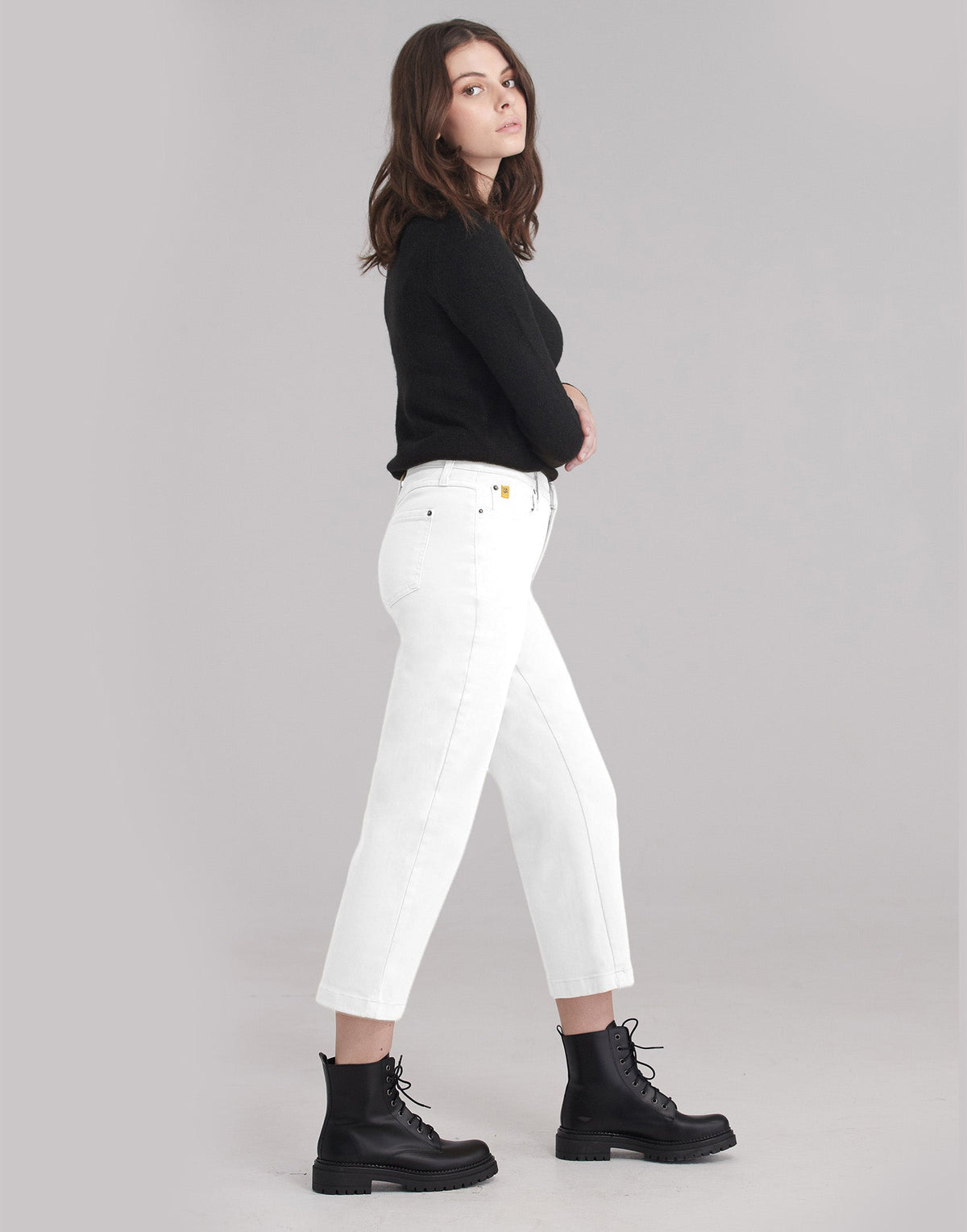 CHLOE STRAIGHT JEANS / WHITE