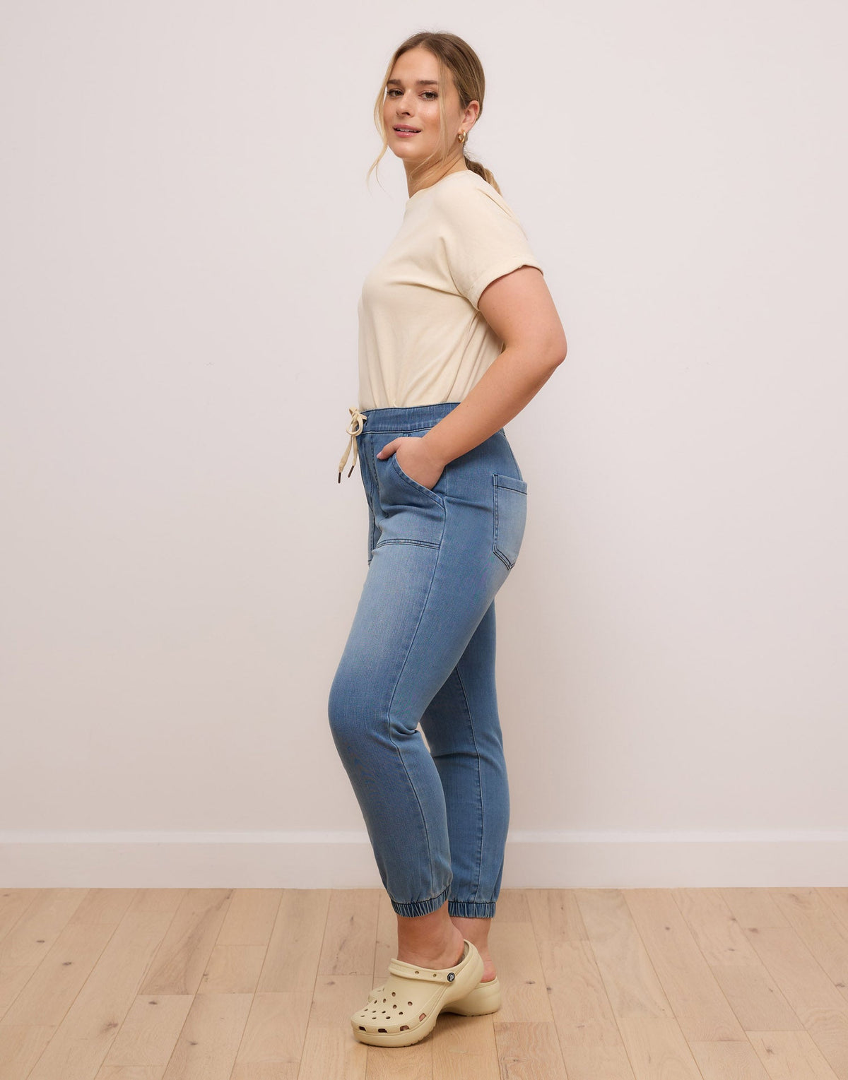 RELAXED JOGGER JEANS / CLOUD INDIGO