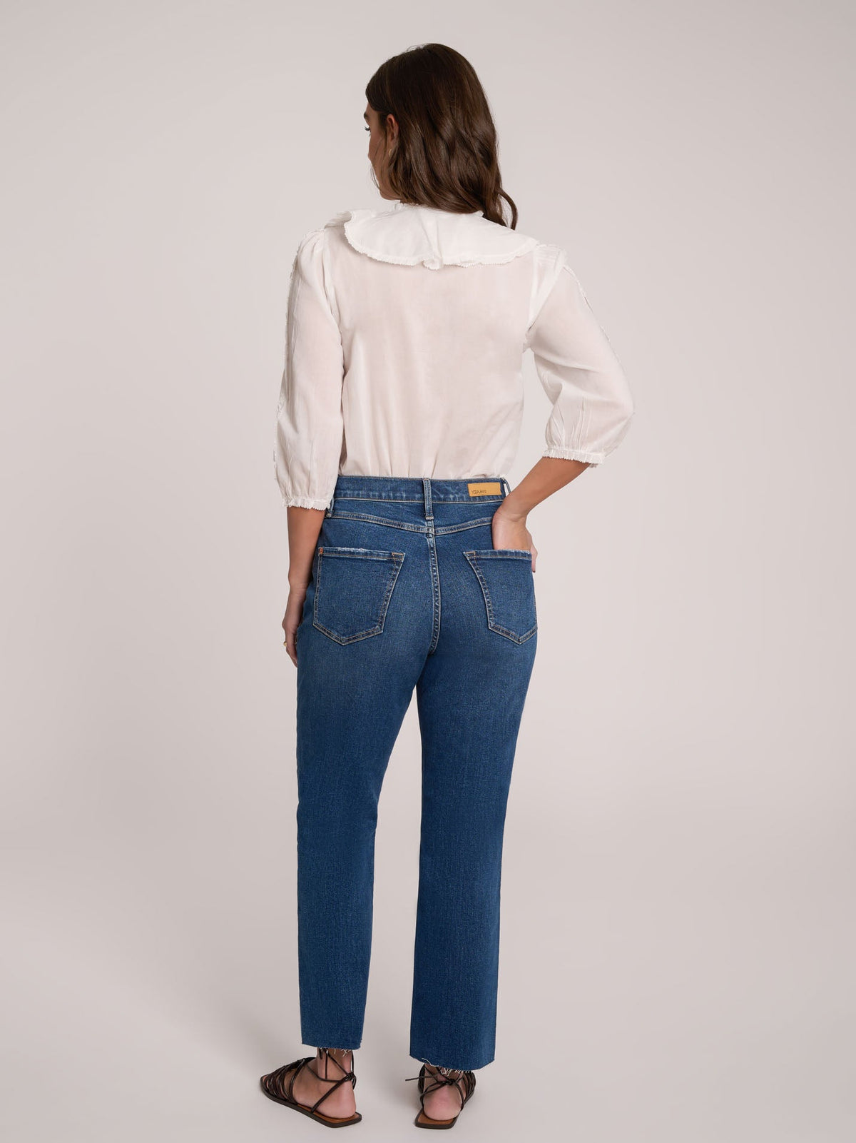 CHLOE STRAIGHT JEANS / AZALEA